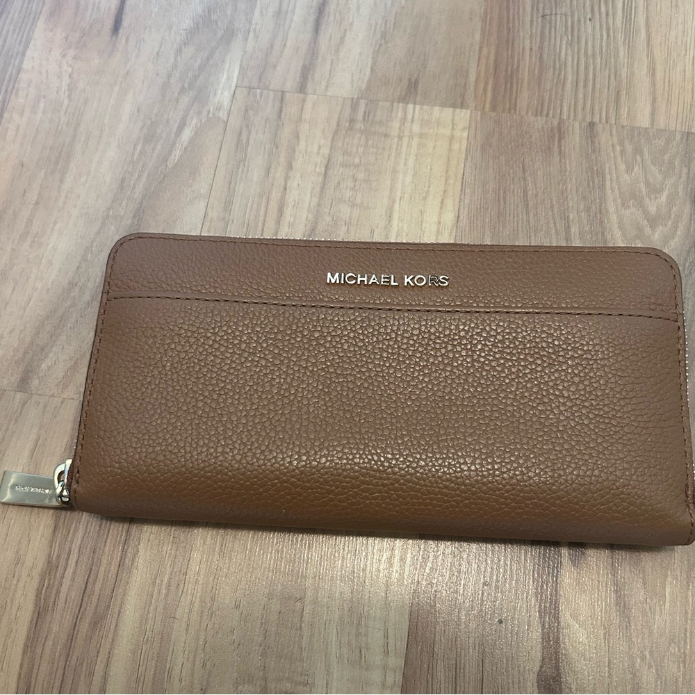 Brown Michael Kors Wallet